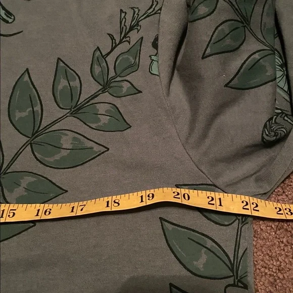 Disney Parks Alice in Wonderland Long Sleeve Shirt Mushrooms Leaves Medium Green - Picture 9 of 10